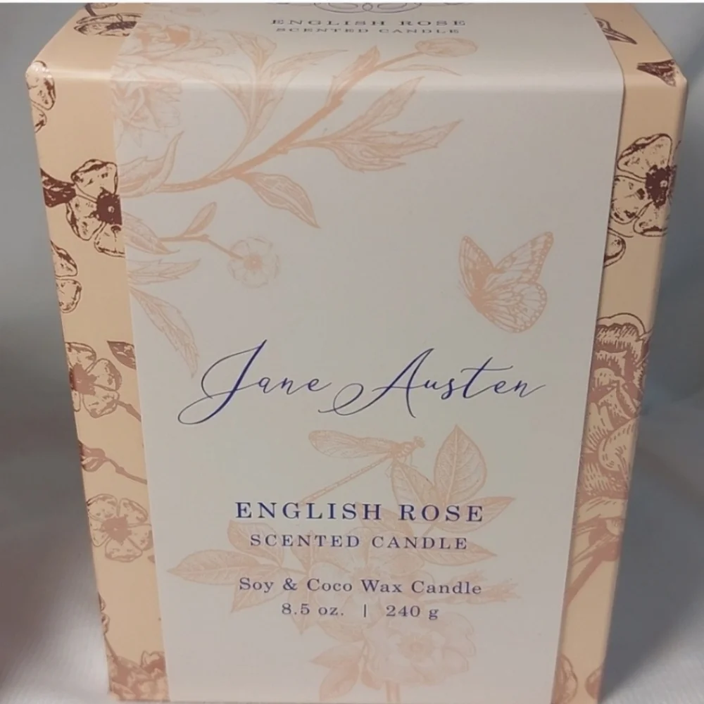 🌟 HOST PICK🌟, Jane Austen candle, burn time 50 hrs - Picture 3 of 5